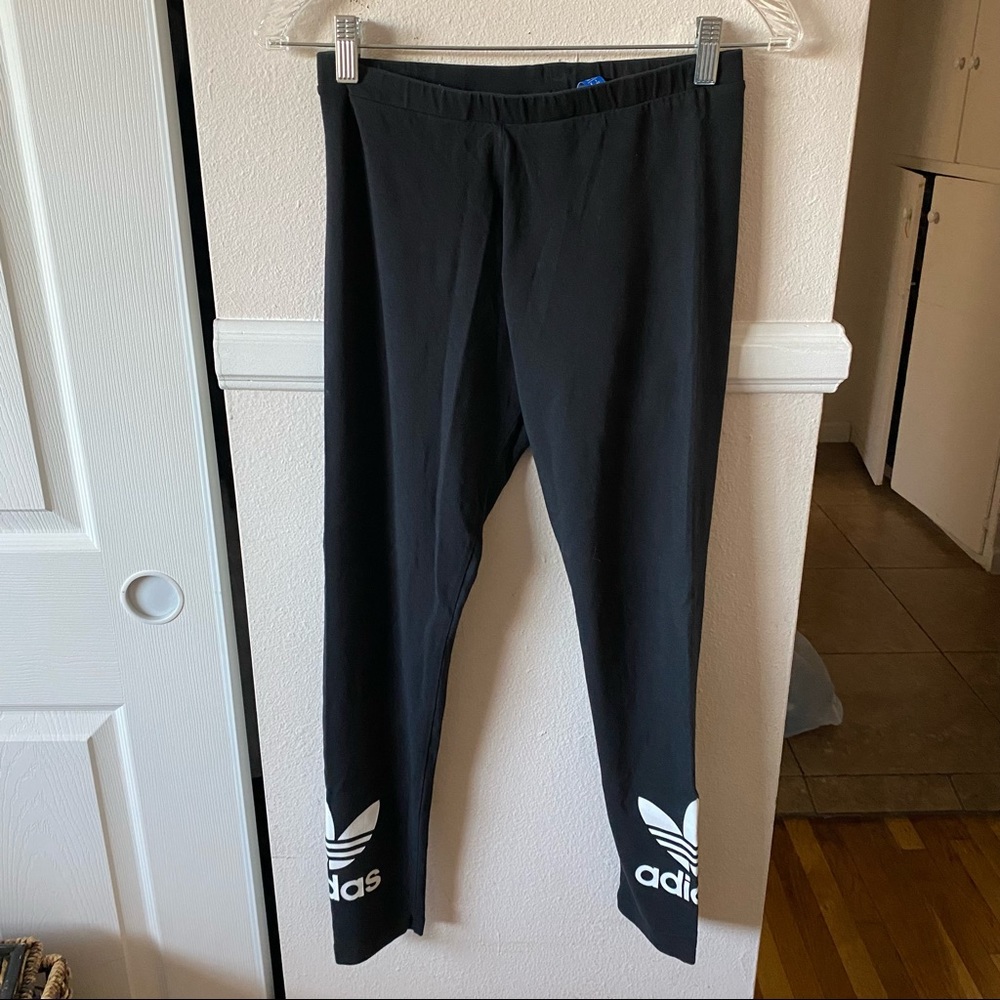 Black Adidas leggings